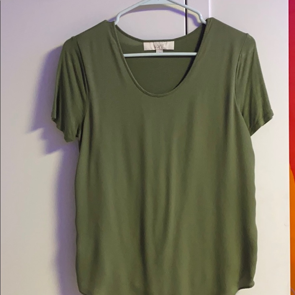 LOFT green tshirt
